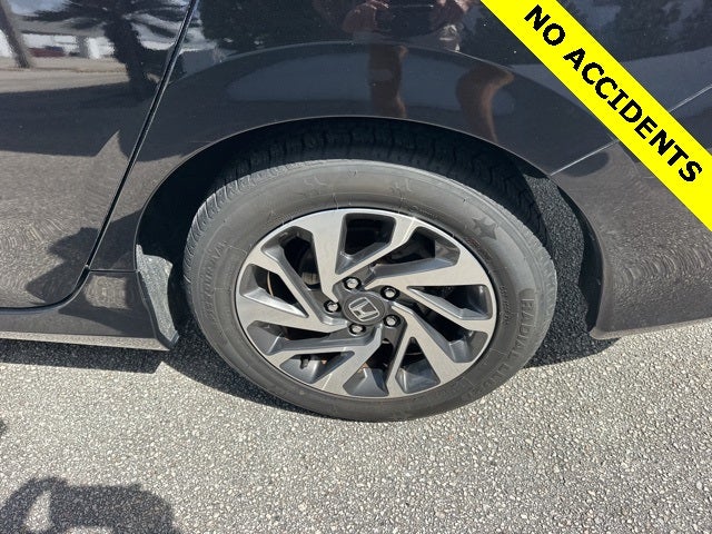 2016 Honda Civic EX Carfax CLEAN... 31/41 City/Highway MPG