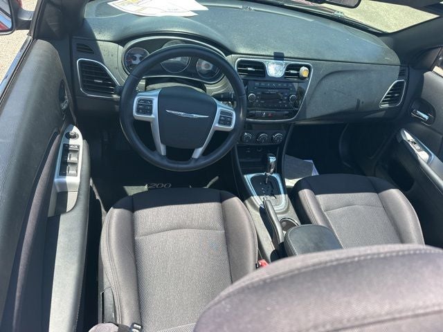 2013 Chrysler 200 Touring