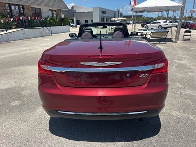 2013 Chrysler 200 Touring