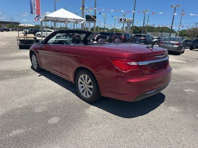 2013 Chrysler 200 Touring