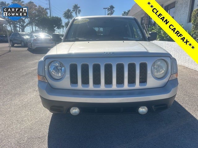 2012 Jeep Patriot Latitude **1 Owner*... **CARFAX Clean**...