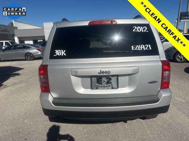 2012 Jeep Patriot Latitude **1 Owner*... **CARFAX Clean**...