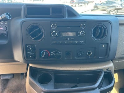 2012 Ford E-350SD XLT