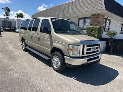 2012 Ford E-350SD XLT