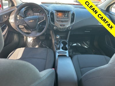 2018 Chevrolet Cruze LT **CARFAX Clean ** 29/40 City/Highway MPG