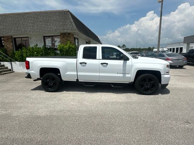 2017 Chevrolet Silverado 1500 Custom