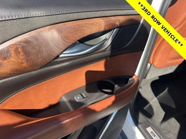 2016 Cadillac Escalade Luxury