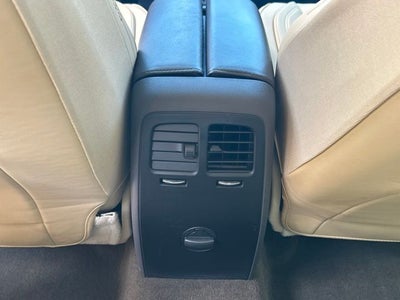 2015 Lincoln MKS Base