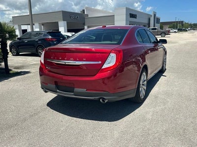 2015 Lincoln MKS Base