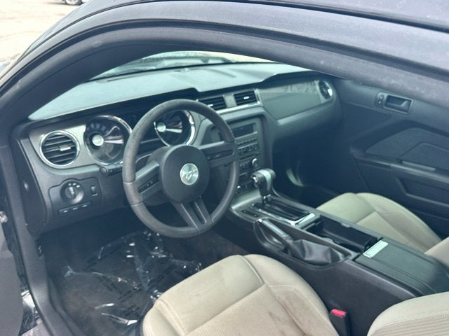 2012 Ford Mustang V6