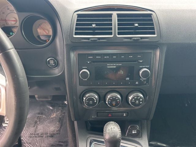 2013 Dodge Challenger SXT