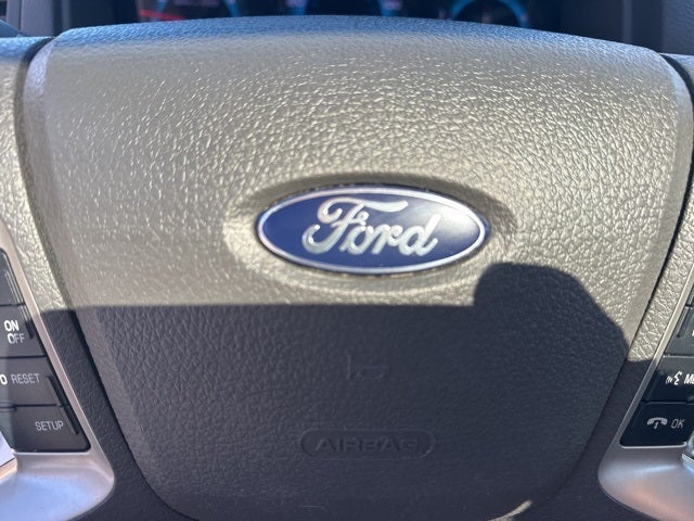 2012 Ford Fusion SE 23/33 City/Highway MPG