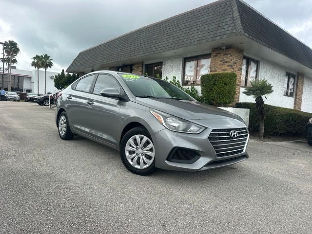 2022 Hyundai Accent SE