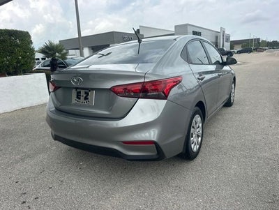 2022 Hyundai Accent SE