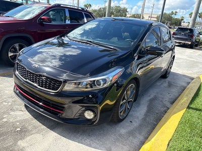2017 Kia Forte5 SX