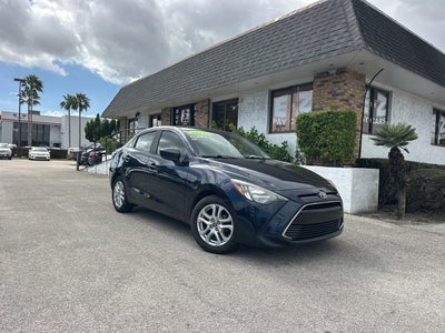 2017 Toyota Yaris iA Base