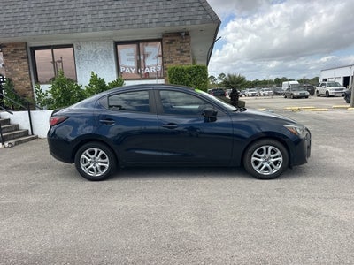 2017 Toyota Yaris iA Base