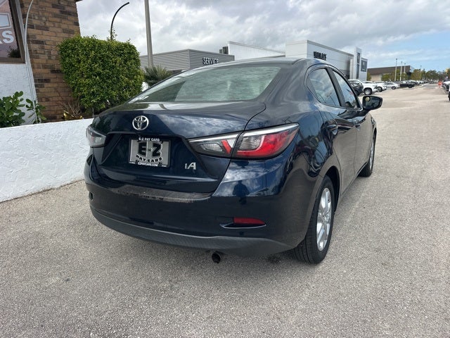 2017 Toyota Yaris iA Base