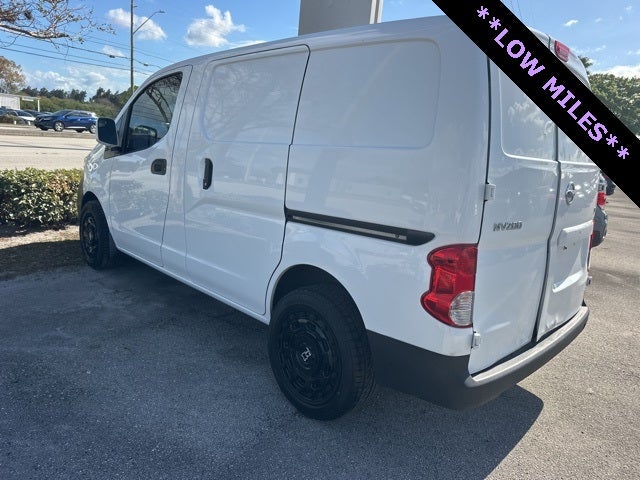 2020 Nissan NV200 SV