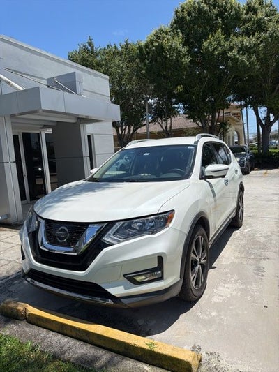 2017 Nissan Rogue SL