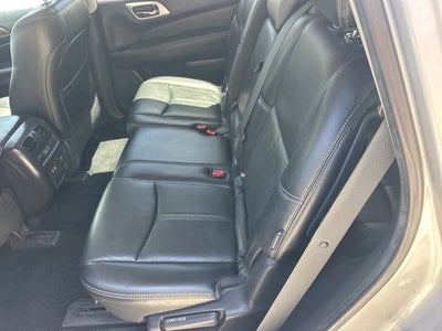 2019 Nissan Pathfinder Platinum