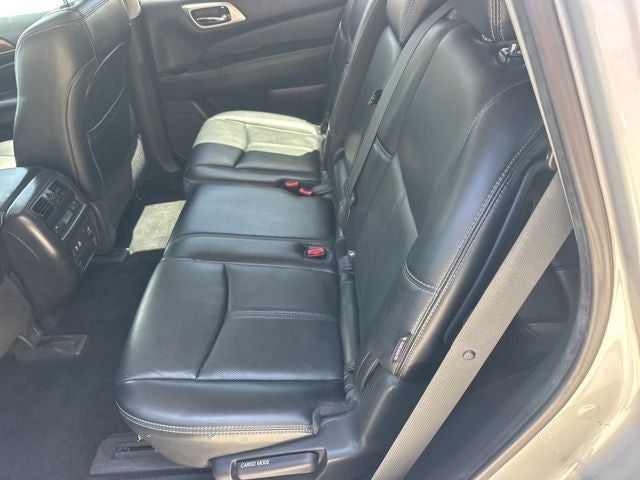 2019 Nissan Pathfinder Platinum