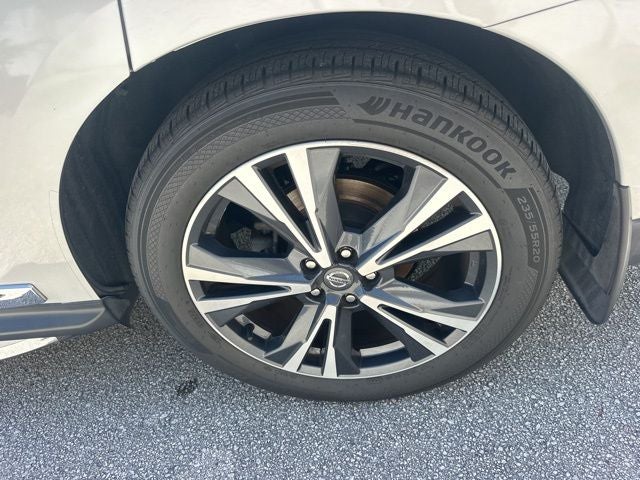 2019 Nissan Pathfinder Platinum