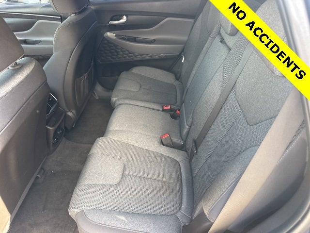 2019 Hyundai Santa Fe SE Carfax.. CLEAN