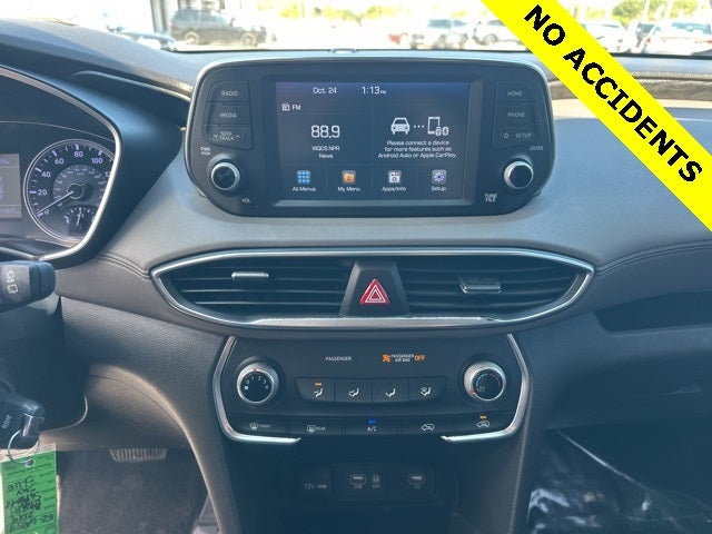 2019 Hyundai Santa Fe SE Carfax.. CLEAN