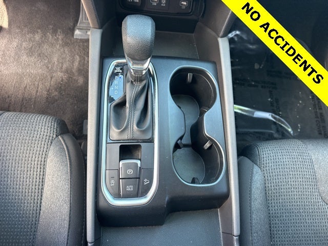 2019 Hyundai Santa Fe SE Carfax.. CLEAN