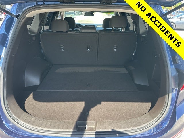 2019 Hyundai Santa Fe SE Carfax.. CLEAN