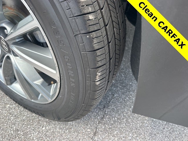 2019 Hyundai Santa Fe SEL 21/27 City/Highway MPG