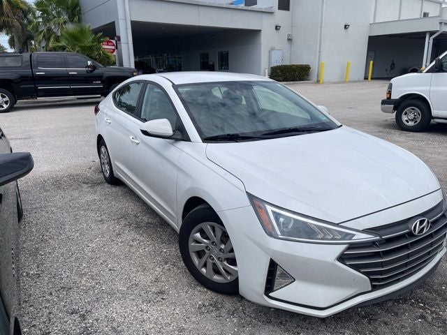 2020 Hyundai Elantra SE