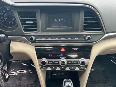 2020 Hyundai Elantra SE