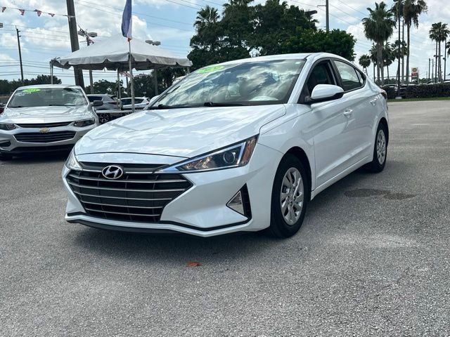 2020 Hyundai Elantra SE