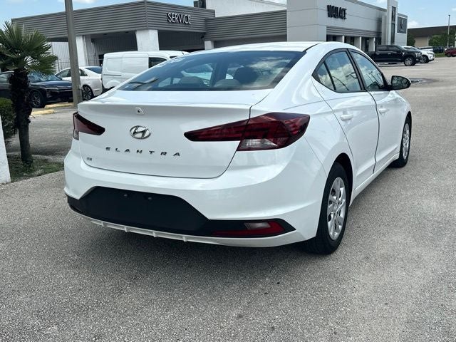 2020 Hyundai Elantra SE
