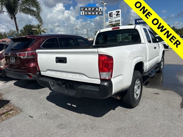 2017 Toyota Tacoma SR CARFAX 1-Owner