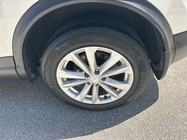 2017 Nissan Rogue Sport SV