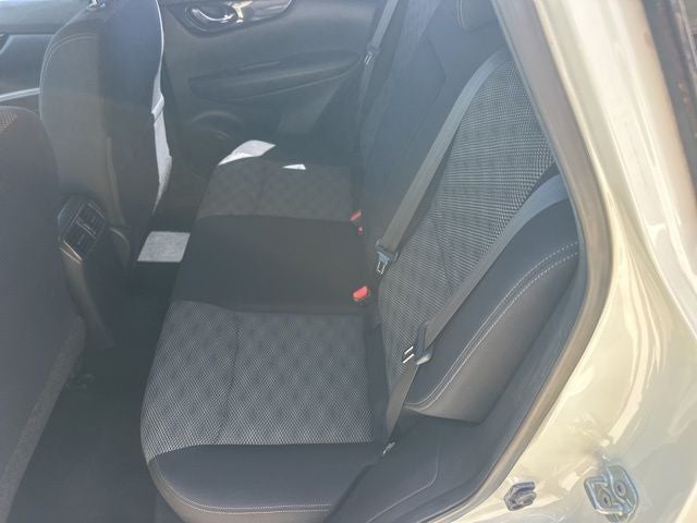 2017 Nissan Rogue Sport SV