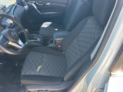 2017 Nissan Rogue Sport SV