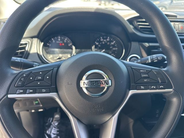 2017 Nissan Rogue Sport SV