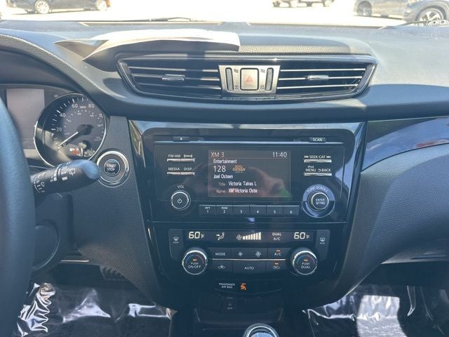 2017 Nissan Rogue Sport SV