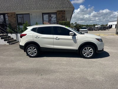 2017 Nissan Rogue Sport SV