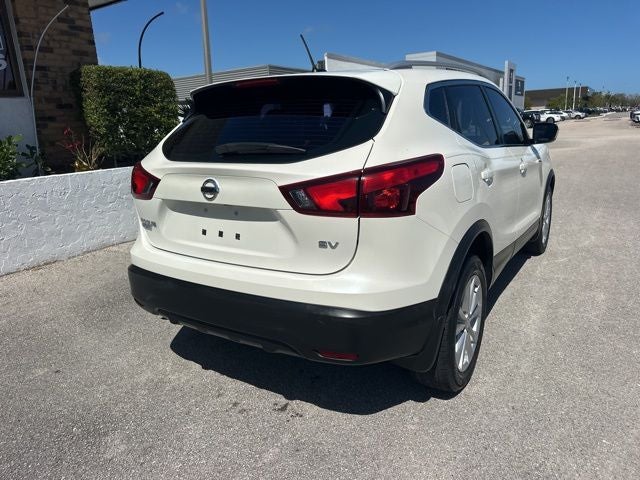2017 Nissan Rogue Sport SV