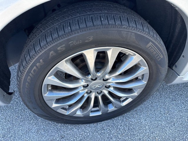 2015 INFINITI QX80 Base