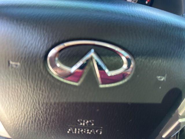 2015 INFINITI QX80 Base