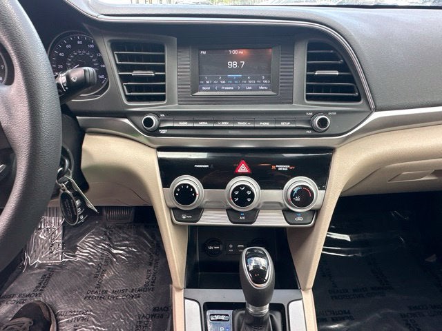 2019 Hyundai Elantra SE