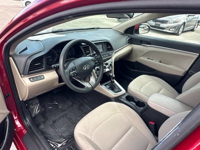 2019 Hyundai Elantra SE
