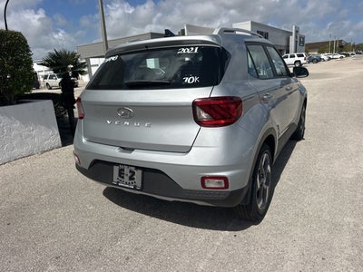 2021 Hyundai Venue SEL