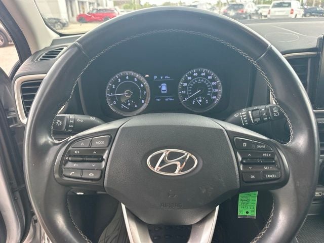 2022 Hyundai Venue SEL